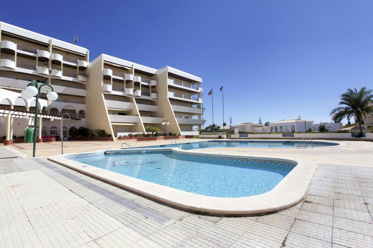Ramos Palmeira Gale: Beachside With Pool And Smart Amenities *